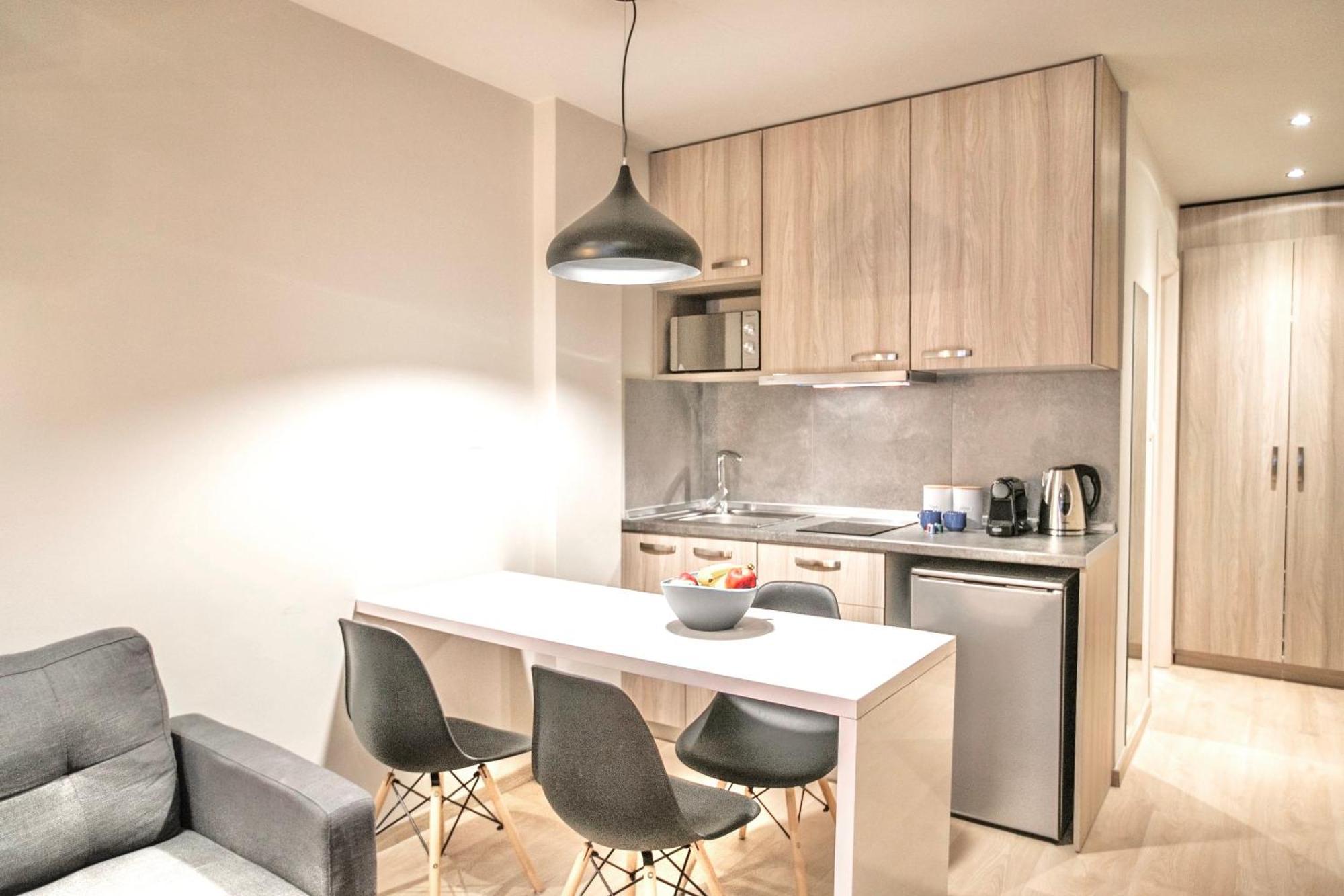 #Aura Studios & Suites V9-10 Thessaloniki Exterior foto
