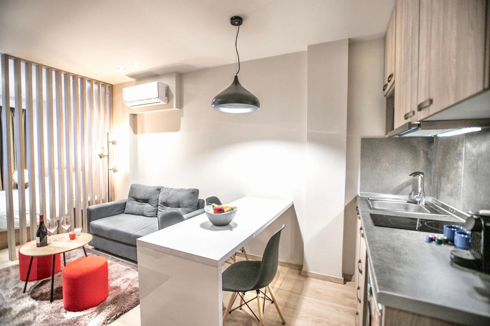 #Aura Studios & Suites V9-10 Thessaloniki Exterior foto